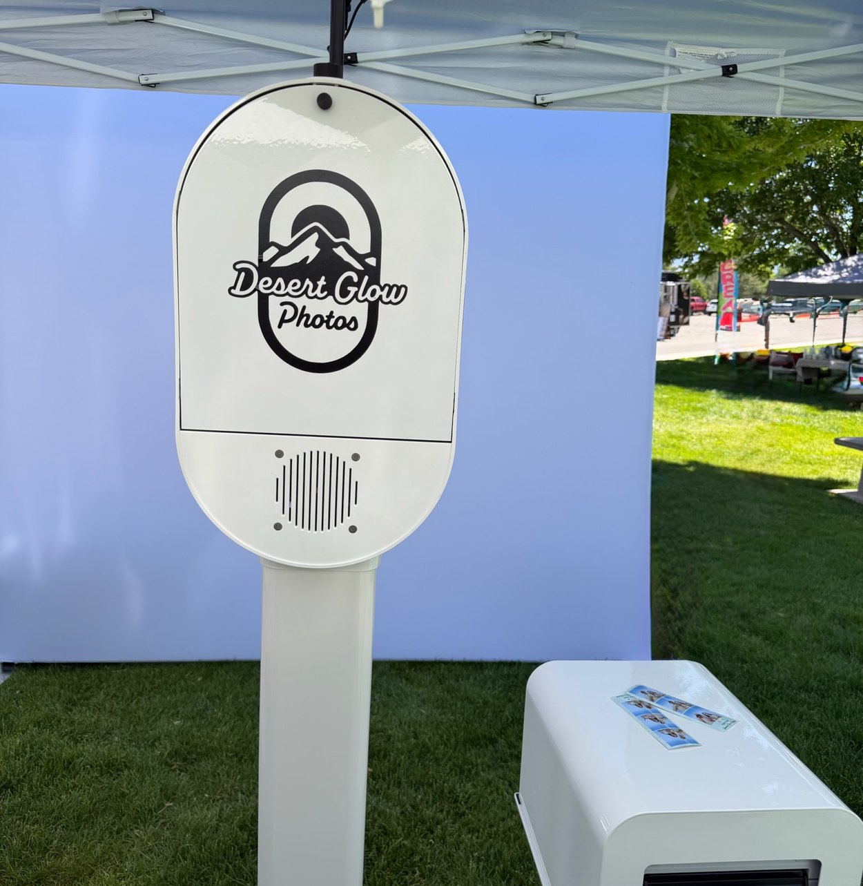 The booth with its DSLR camera and printer